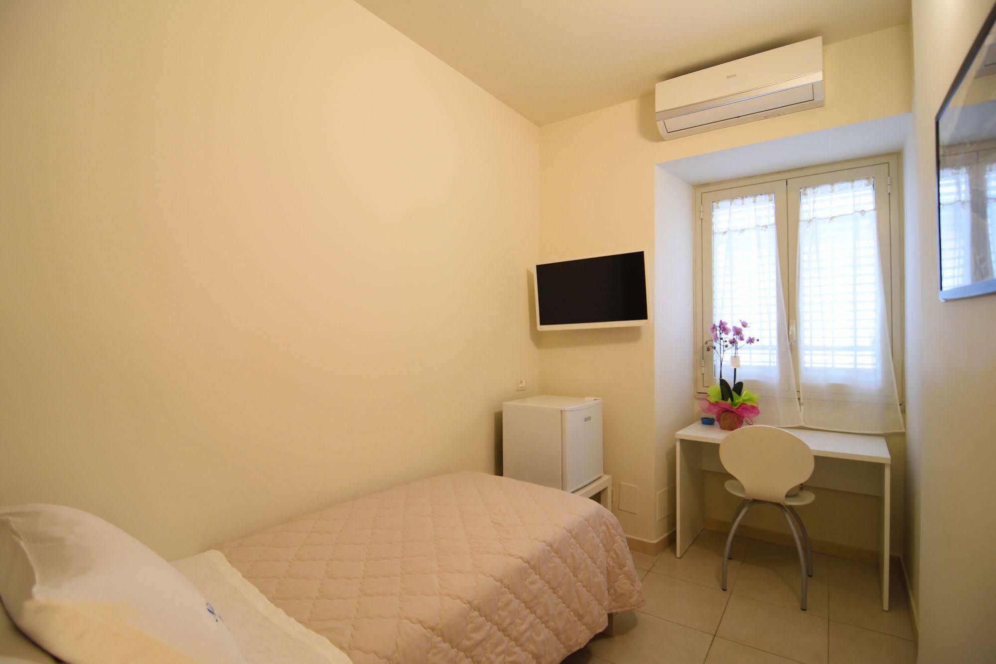 Nina B&B จีอาร์ดีนี นักซอส ภายนอก รูปภาพ